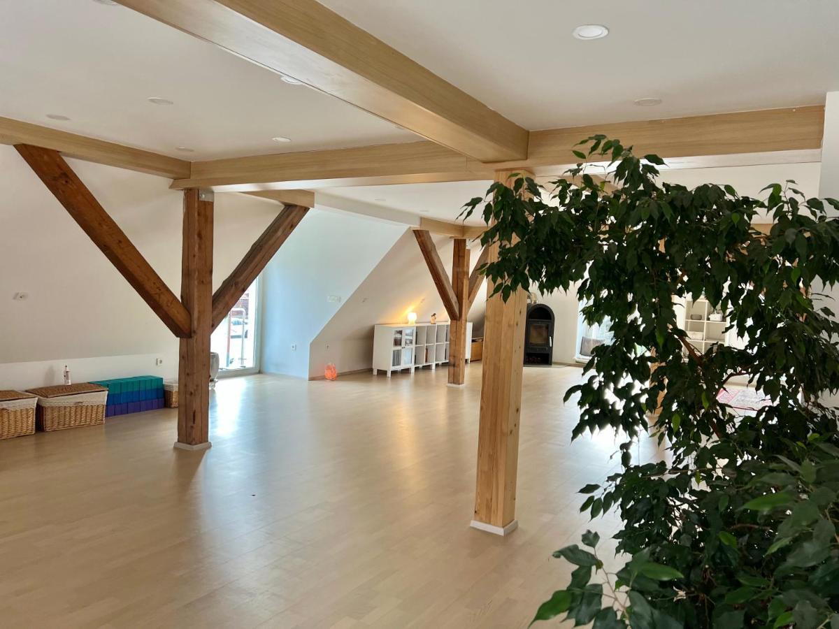 Апартаменты Om Yoga Center Словенска-Бистрица Экстерьер фото